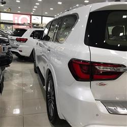 Infiniti QX80